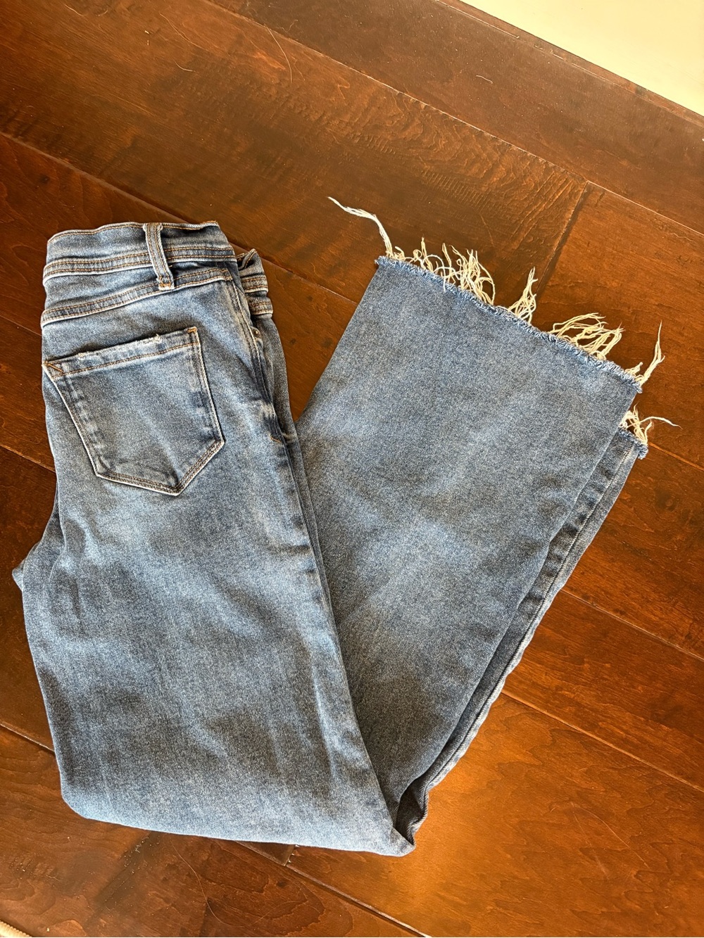 Kensie Light Blue Raw Hem Wide-Leg Jeans